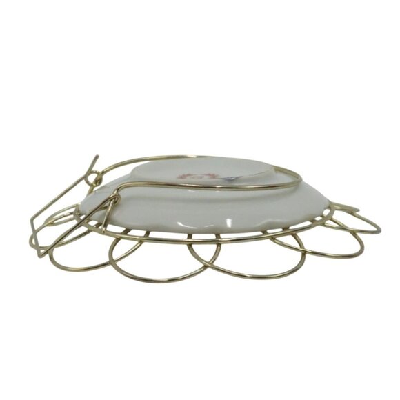 QUEBEC Canada 1984 Souvenir Plate with Metal Holder Made in Japan 80s Vintage - Picture 5 of 8